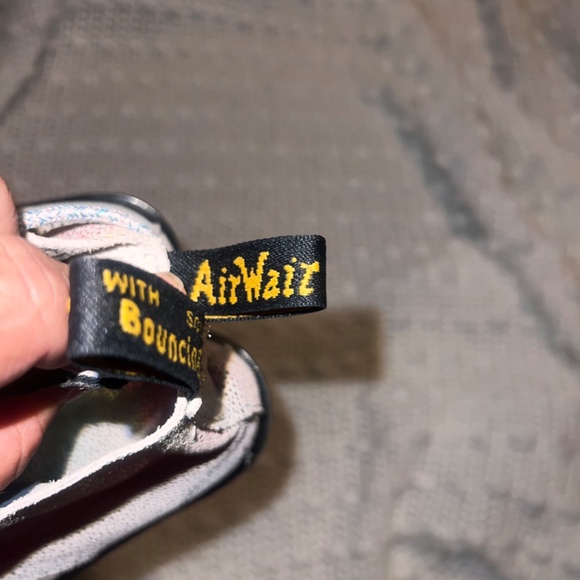 Dr. Martens Air Wair Size 9 Kids Rainbow Sparkle Boots - Picture 5 of 8